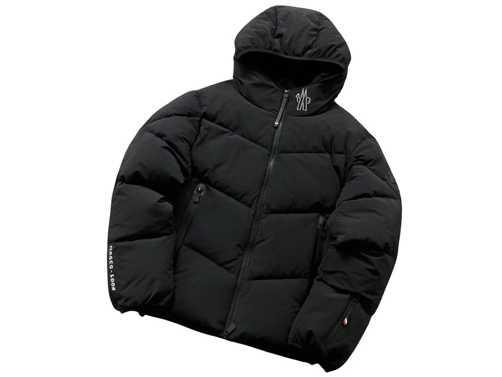 Moncler Arcesaz Down Jacket in Black