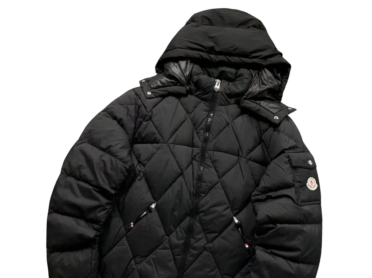 Moncler Averole Down Jacket in Black