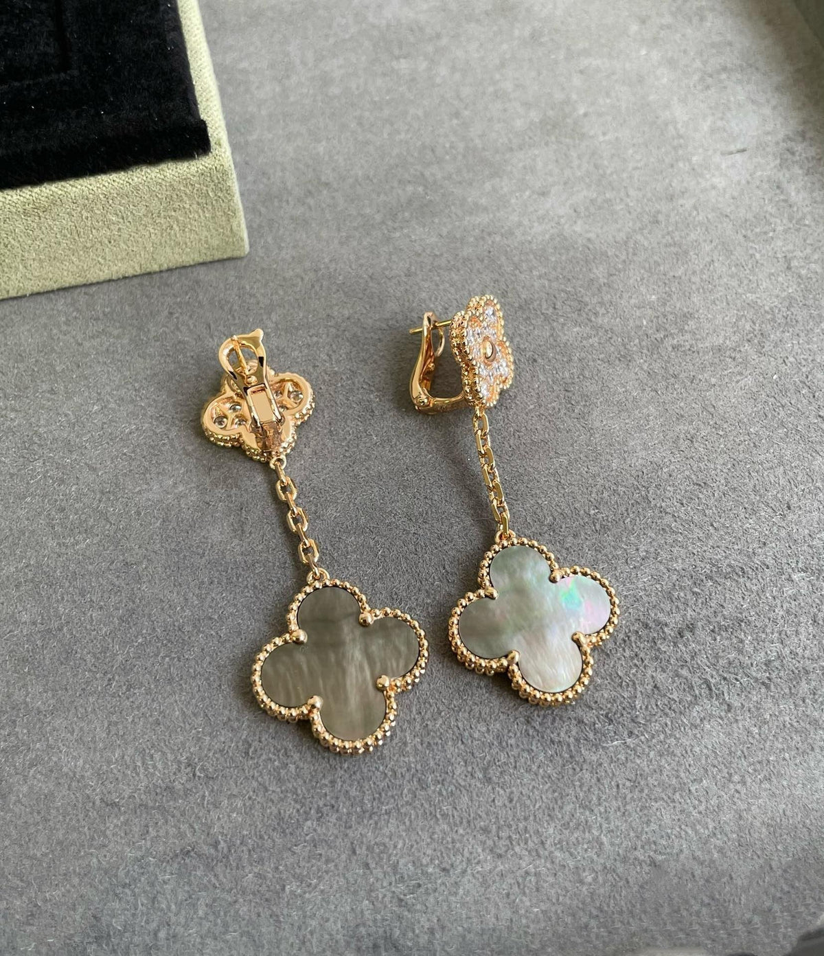 Van Cleef & Arpels CLOVER 2 MOTIF DIAMOND DARK MOP EARRINGS