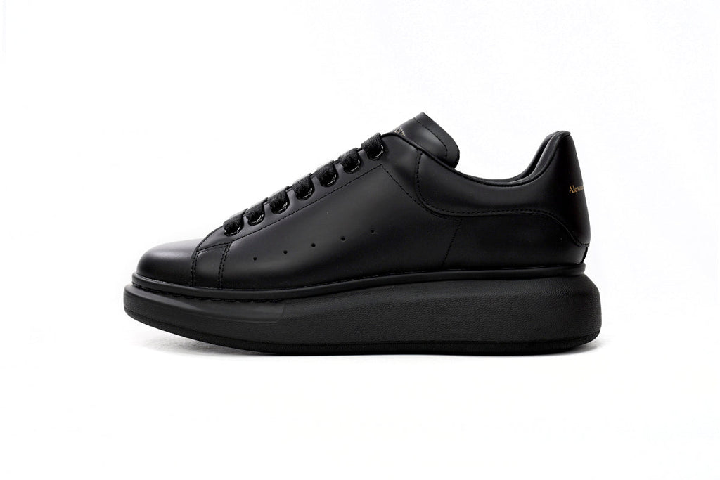 Rsnow Alexander Mcqueen Oversized Black Reps Sneakers  553761WHGP01000
