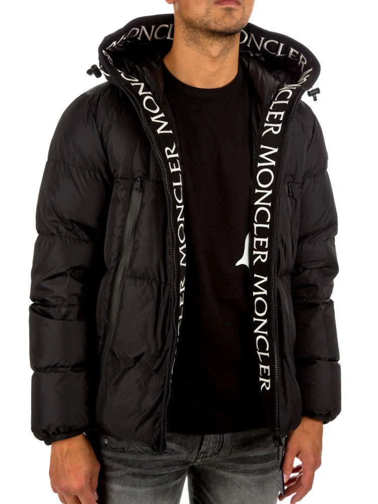 Moncler Montcla Jacket in Black