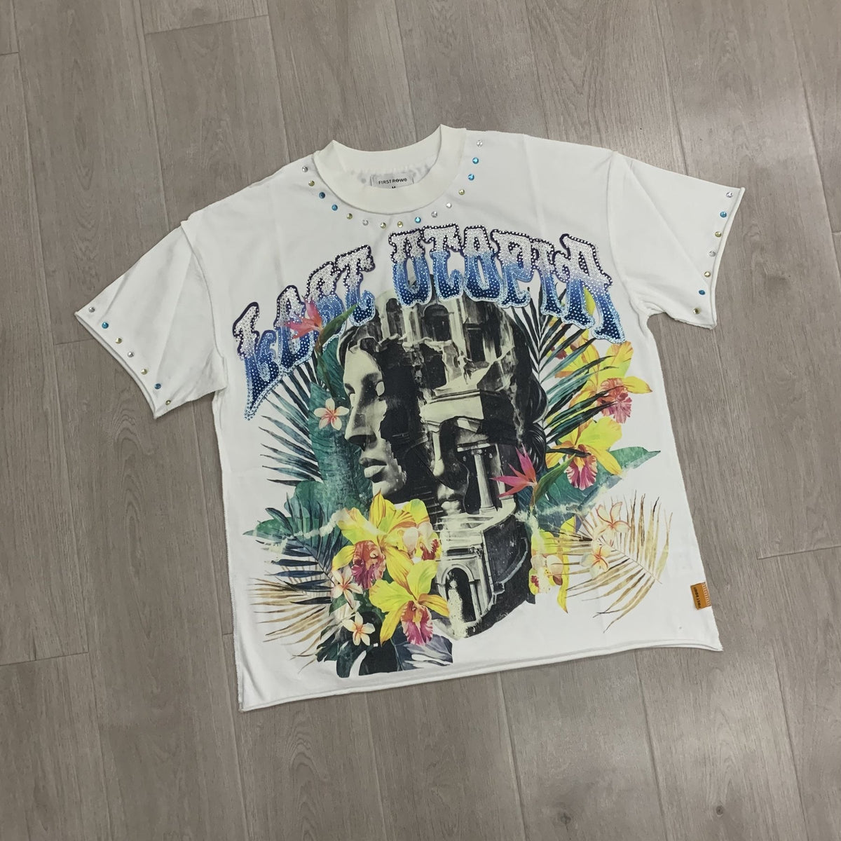 FIRST ROW Tropical Statue Rhinestone Graphic T-Shirt