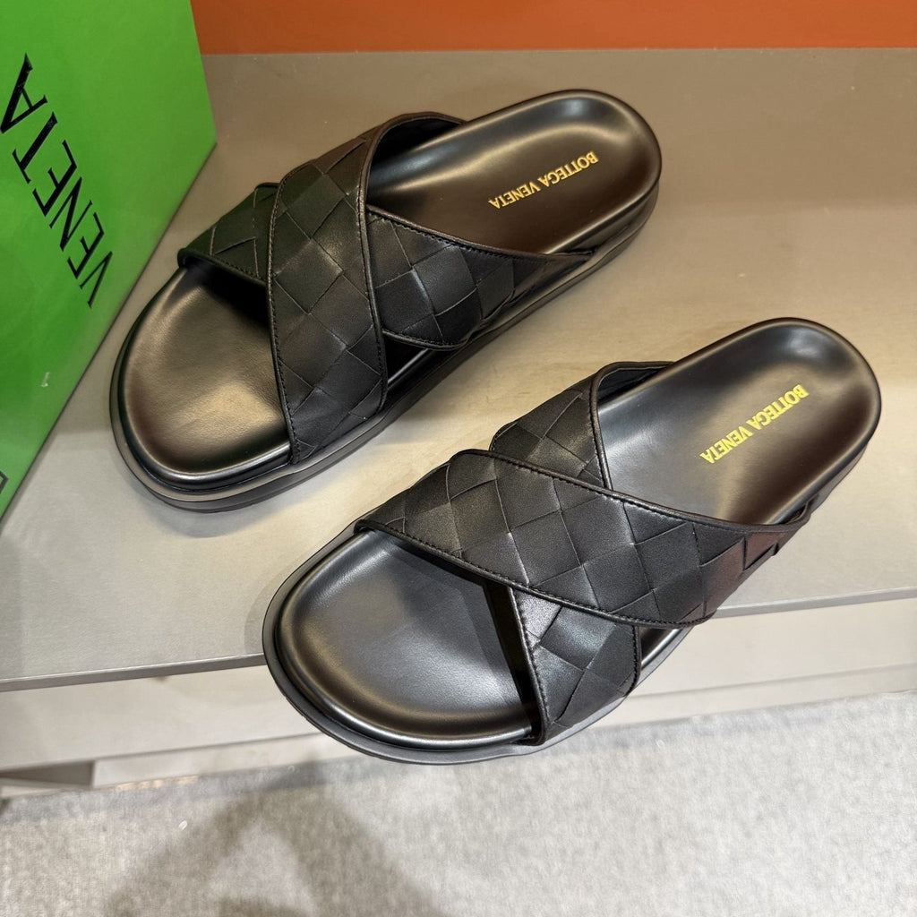 Bottega Veneta Men's Black Woven Slide Sandals
