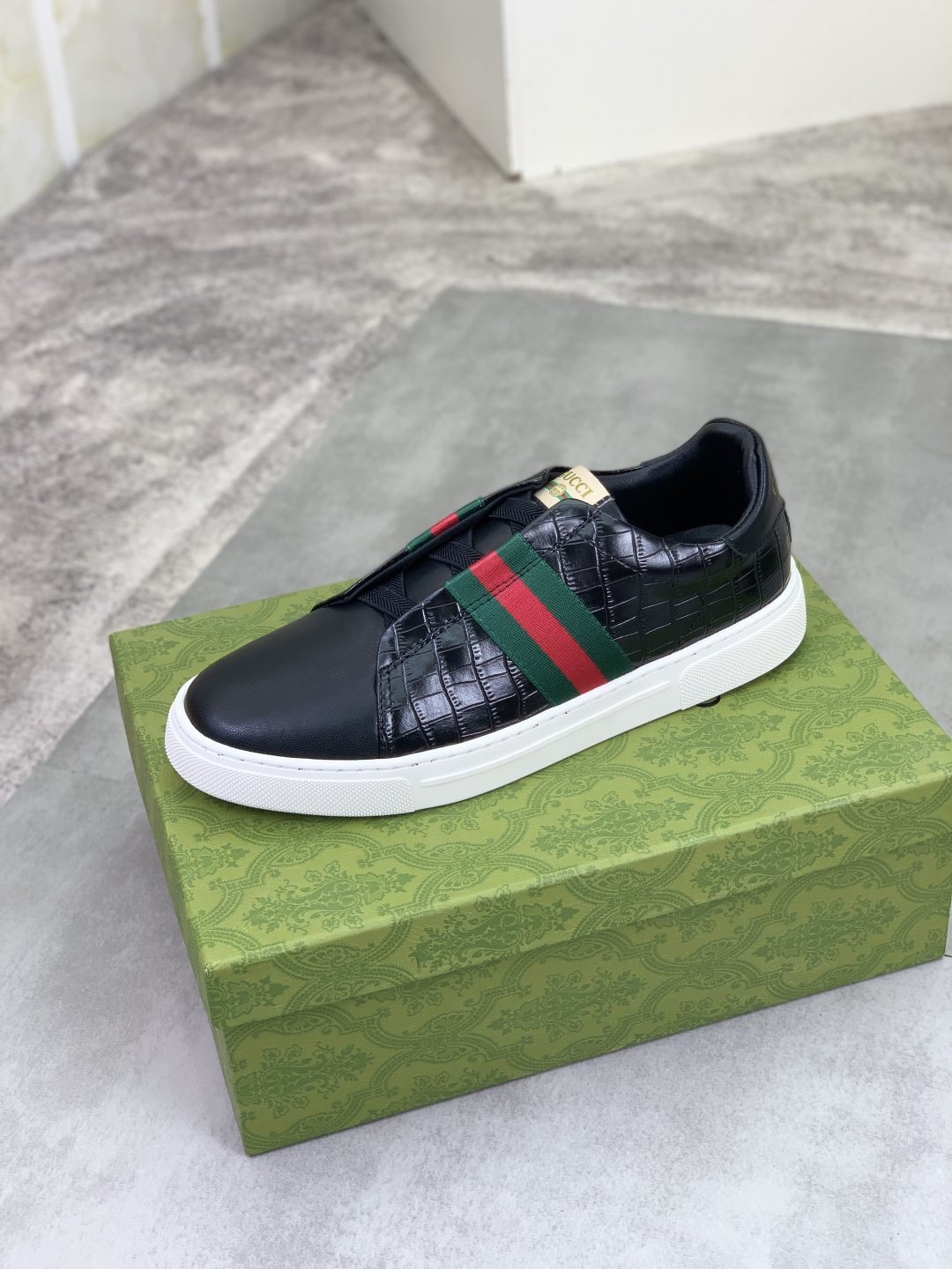 Gucci Green-Red Stripe Slip-On Sneakers