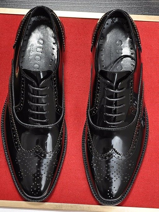 Gucci Men's Glossy Brogue Oxford Shoes