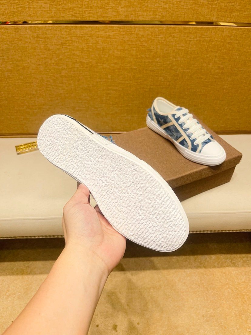 Louis Vuitton Star-Pattern High-Top Sneakers